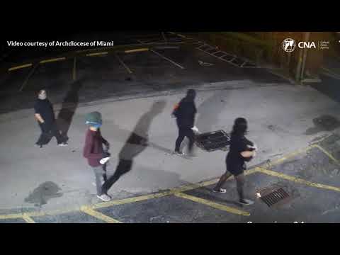 Thumbnail for Video shows 'Jane's revenge' vandals defacing Florida pregnancy center