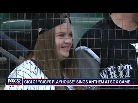 Thumbnail for GIGI GIANNI SINGS NATIONAL ANTHEM AT CHICAGO WHITE SOX GAME 09.15