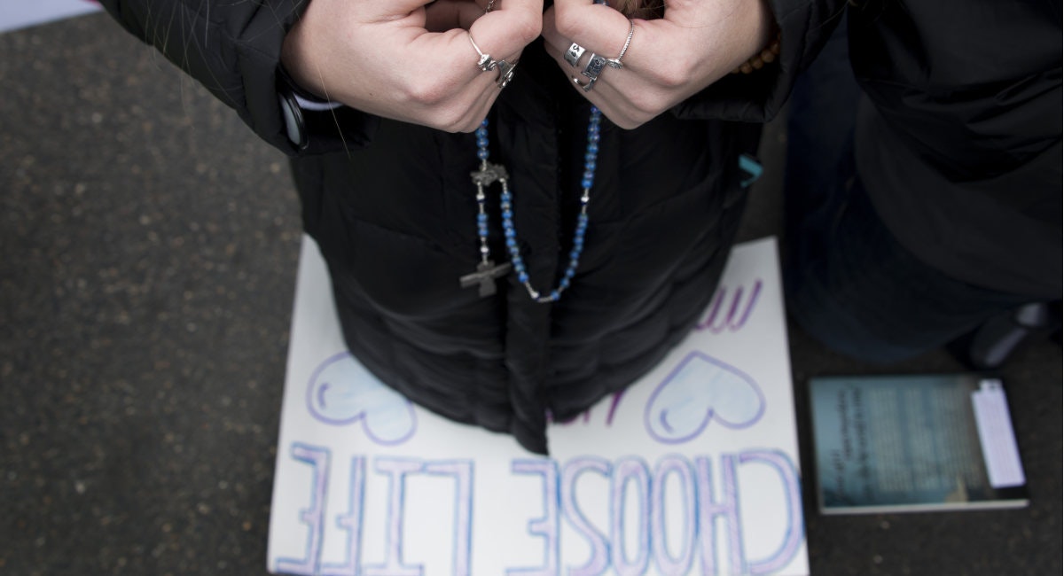 Pro-life advocates fast on bread and water for 40 days, save 6 babies from abortion | Live Action