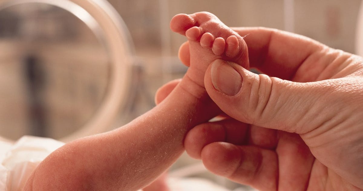 Stillborn premature baby resuscitated after nearly an hour
