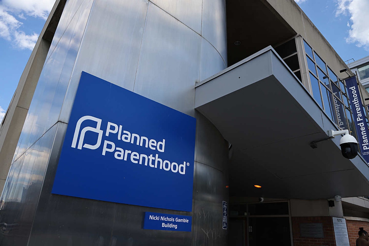 Congress continues to fund Planned Parenthood-backed sex ed&nbsp;