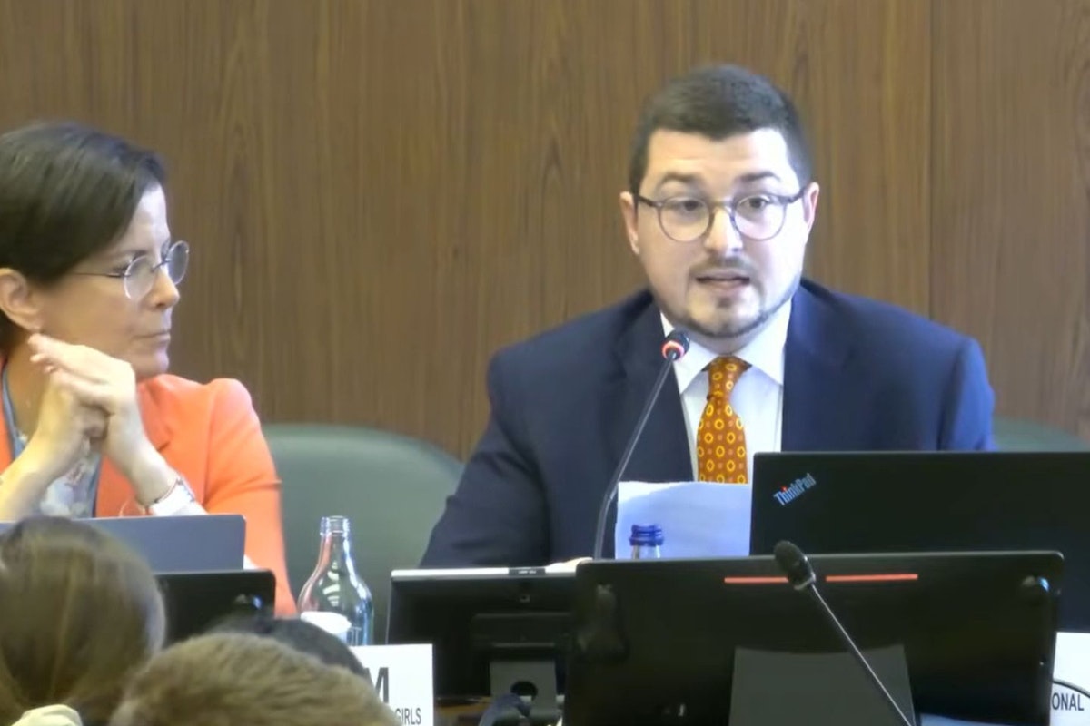 Italia y Chile emiten una declaración pidiendo el fin global de la gestación subrogada