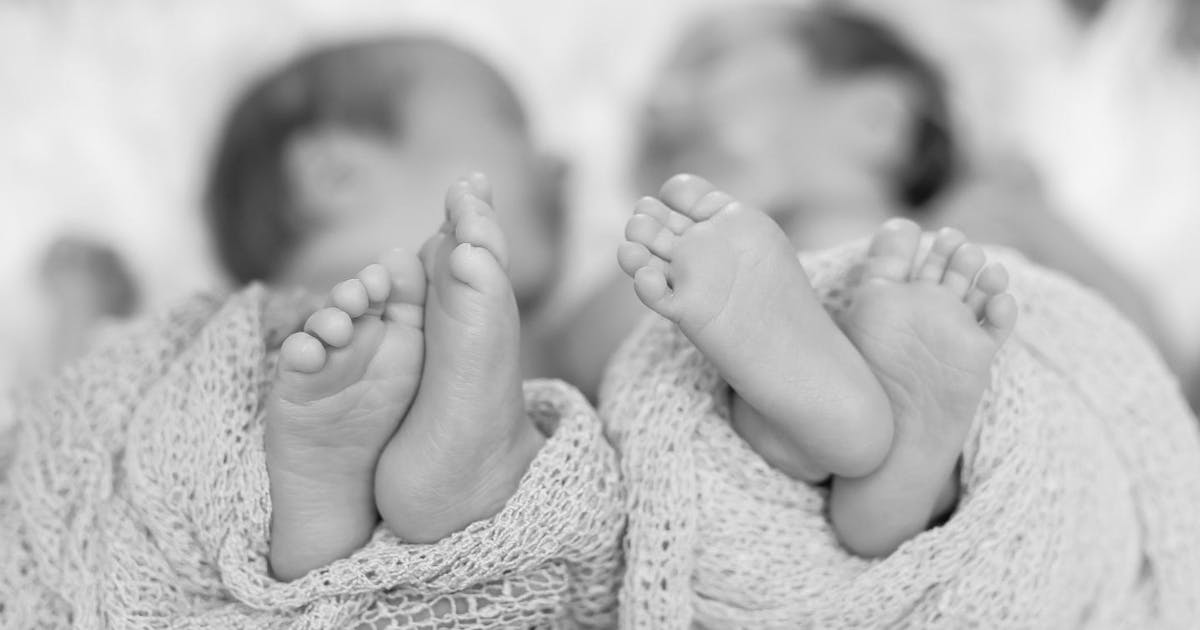 UK couple says wrong sperm was used in surrogacy mix-up