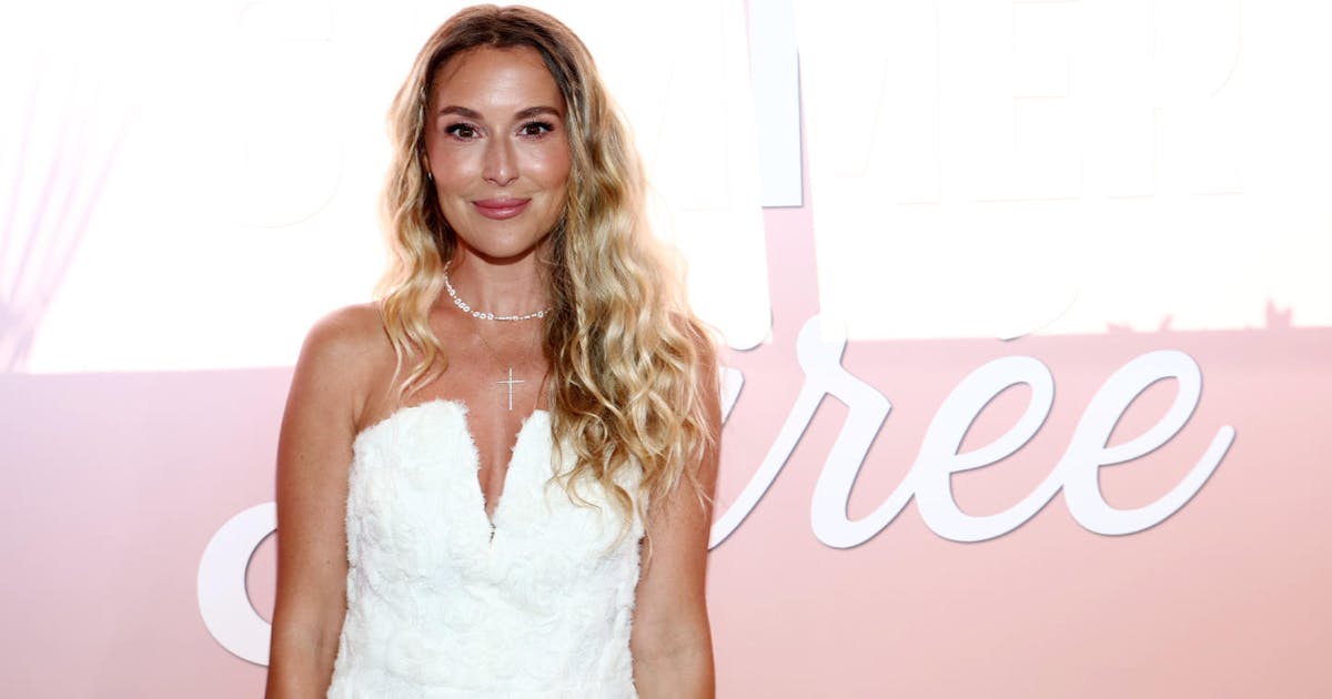 Commenters distort actress Alexa PenaVega's past remarks on abortion