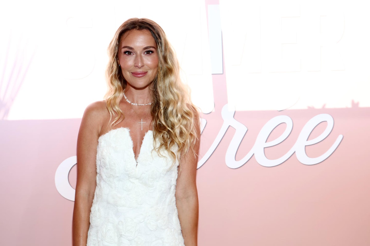 Commenters distort actress Alexa PenaVega's past remarks on abortion