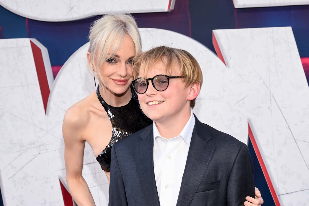 Actress Anna Faris suggests her son's pro-life views are a 'luxury'