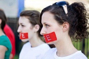 Students stand in silence before Planned Parenthood abortion clinic -- Photo credit: Bethany Bolen