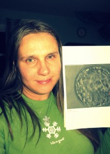Inga and a photo of her adopted embryo.