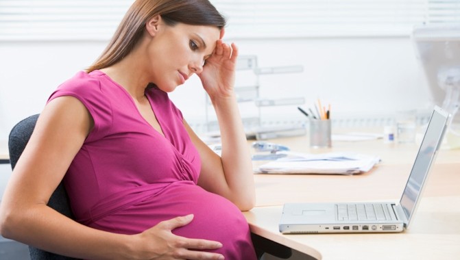 woman, working, birth rate, workplace, pregnant