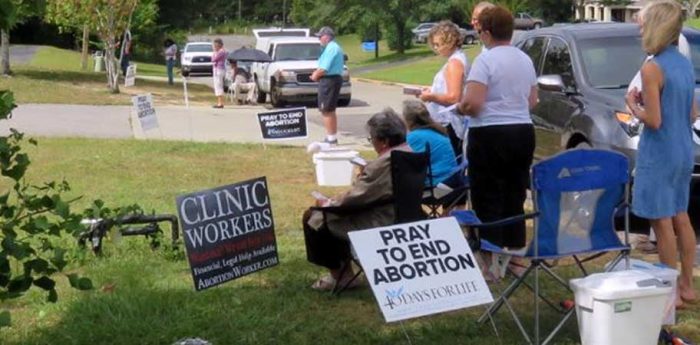 40 Days for Life in Pensacola, FL (via 40DaysforLife.com)