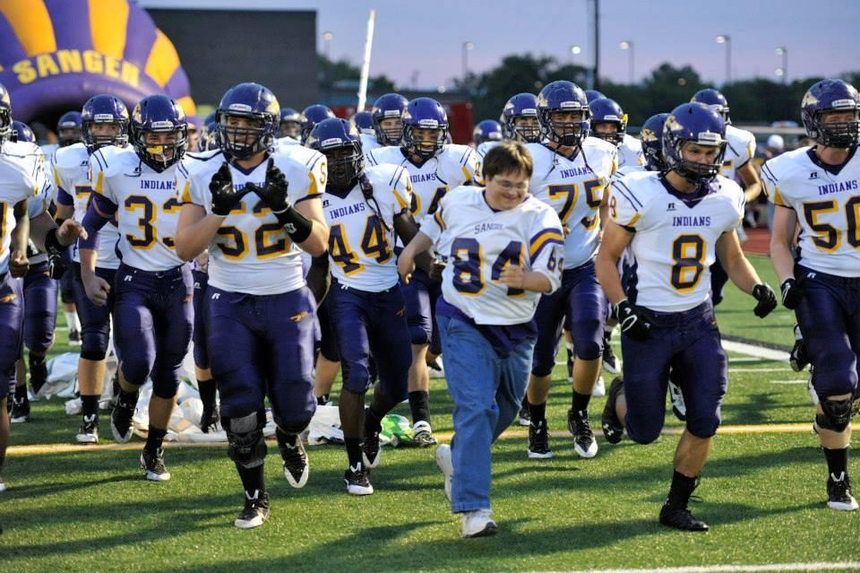 Image: Blake Pyron and the Sanger football team