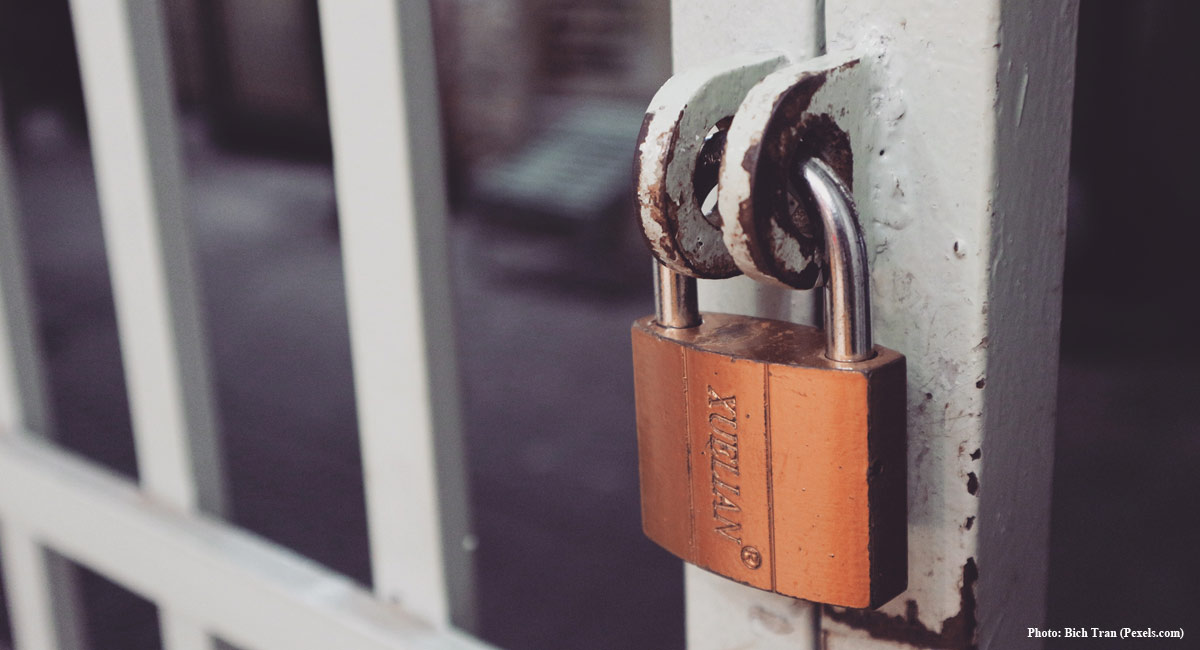 abortion facility closed, lock