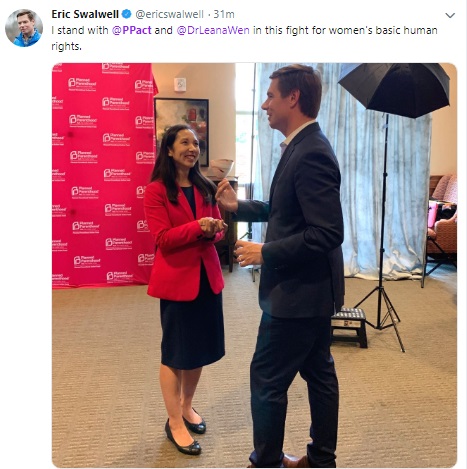 Image: Eric Swalwell June 2019 We Decide Forum w/ Planned Parenthood (Image: Twitter) 