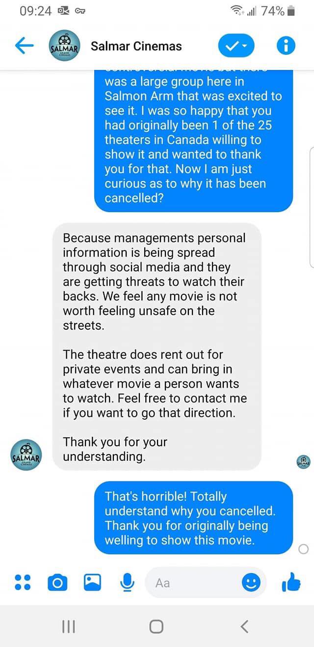 Text exchange with Salmar Theater, as shared by @RightNowHQ