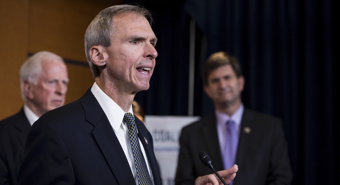 Dan Lipinski, pro-life