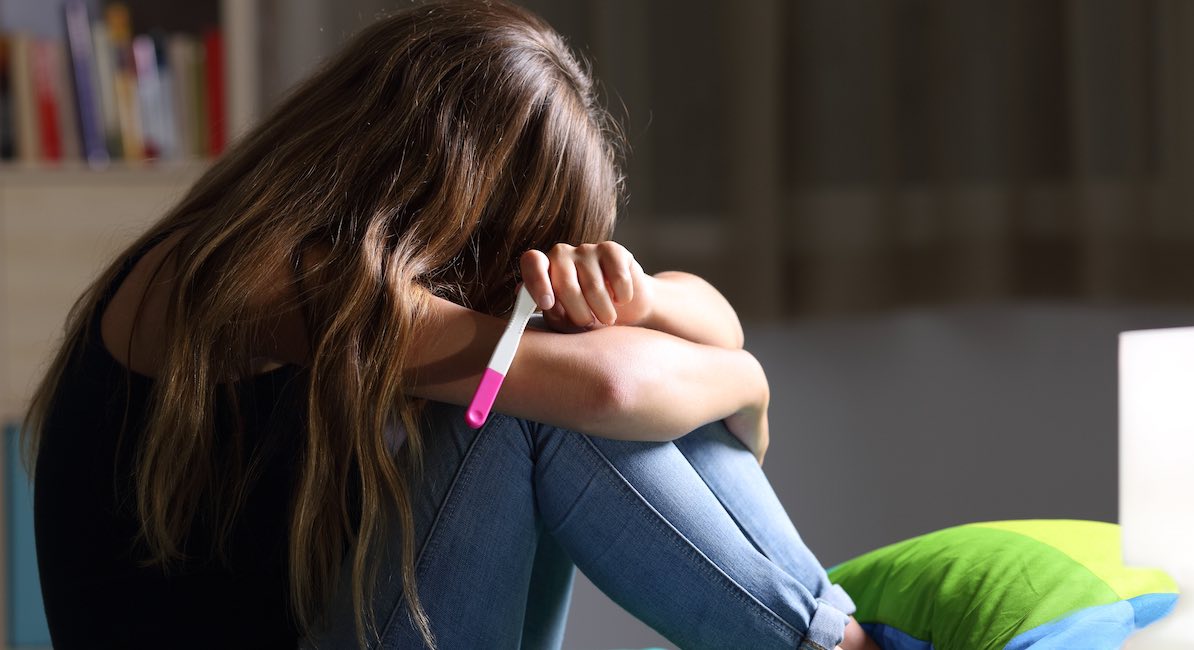 teen pregnant, rape, parental notification laws, unintended pregnancies, Planned Parenthood