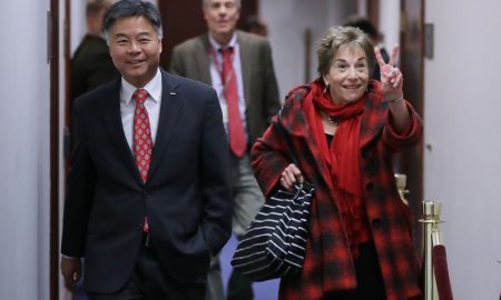 Jan Schakowsky, abortion, Democrats, Helms Amendment