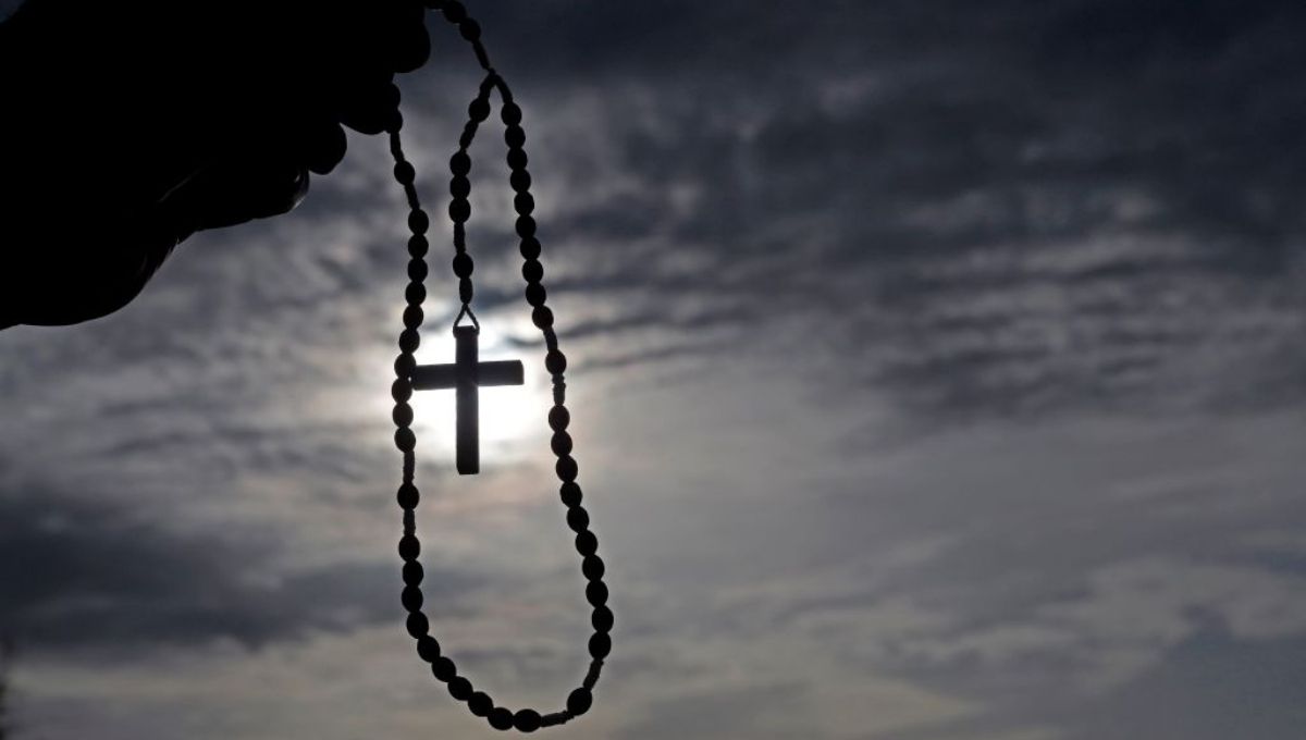 praying rosary prison abortion