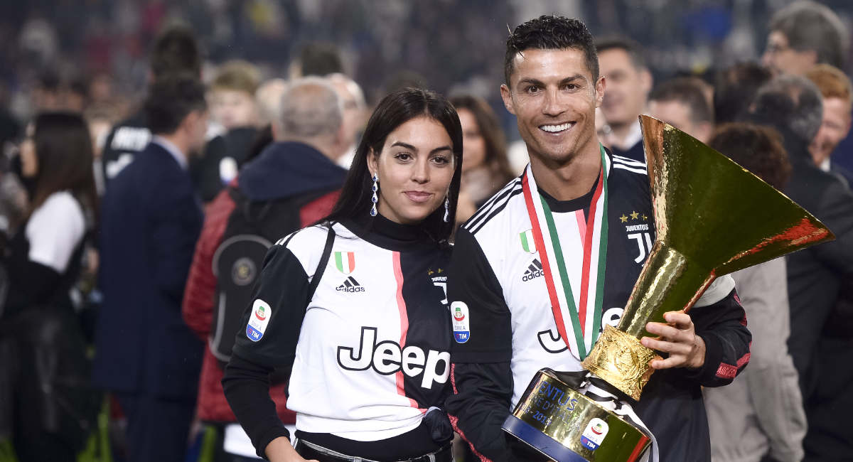 Cristiano Ronaldo of Juventus poses with the Serie A trophy