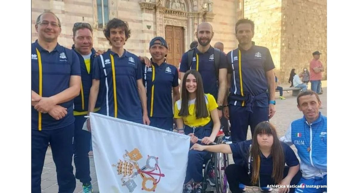 instagram, Athlética Vaticana, Vatican, we run together