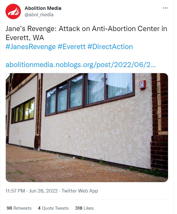 Image: Everett WA pregnancy center attacked by Jane's Revenge (Image: Abolition Media Twitter) 