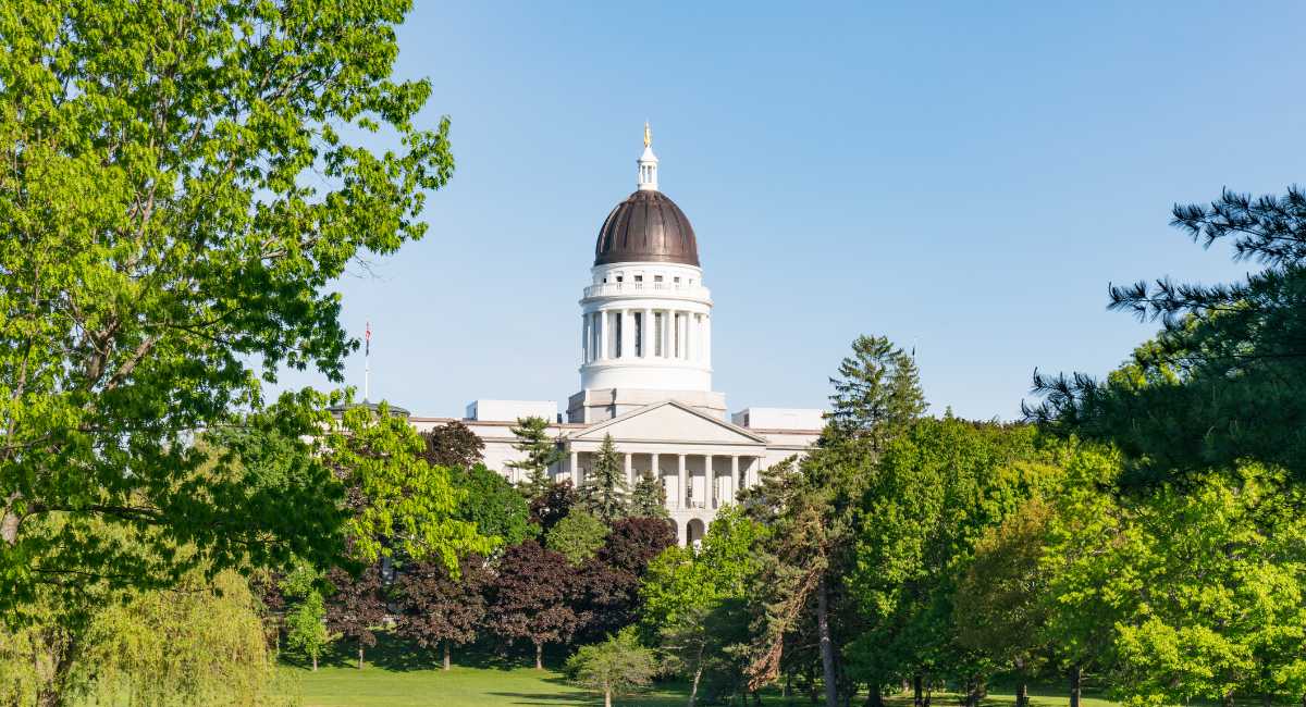 Maine, abortion