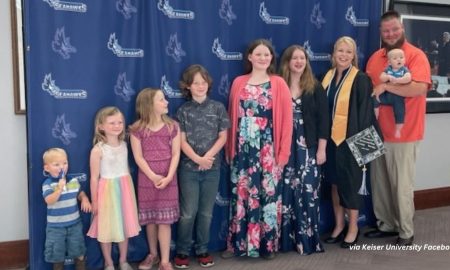 mother of 7 graduates college