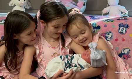 birth, sisters, daughters, same date
