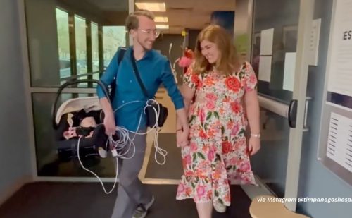 Parents who lost one twin born at 23 weeks grateful surviving twin is now home