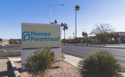 Some states plan to bail out Planned Parenthood in wake of federal defunding
